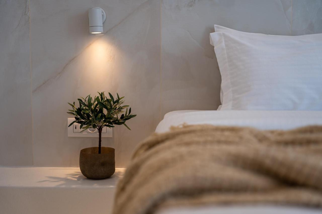 Cycladic Suites & Spa Фіра Екстер'єр фото