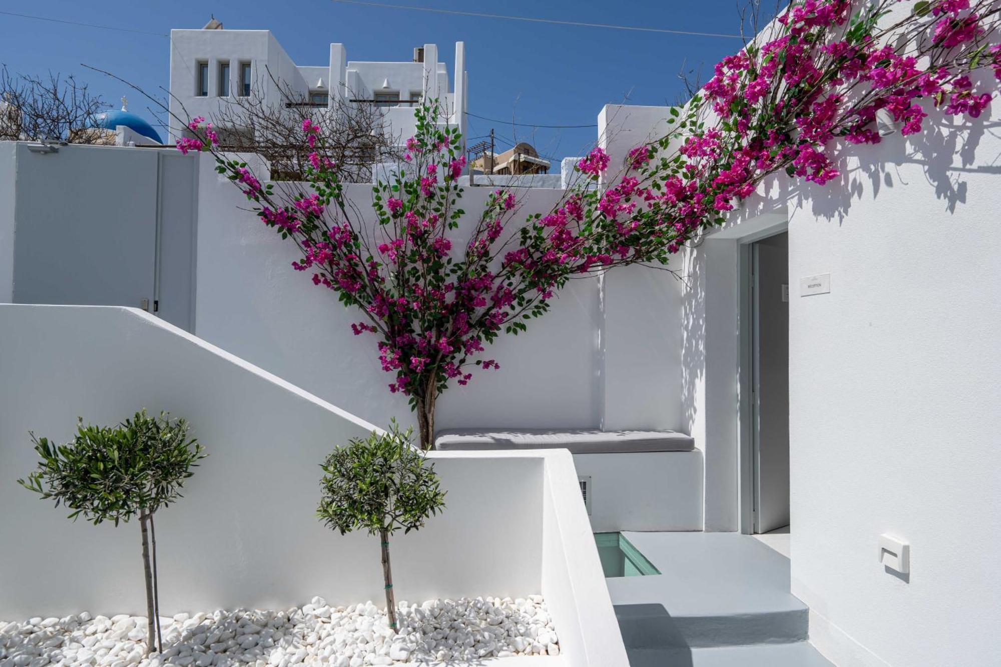 Cycladic Suites & Spa Фіра Екстер'єр фото